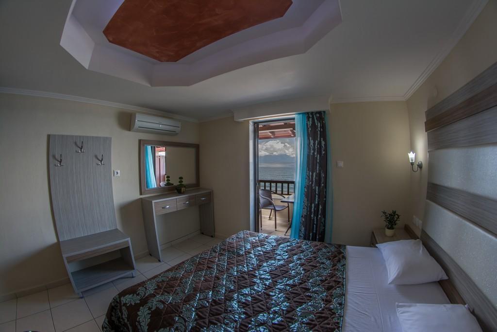 House Kostas On The Beach Sarti Bagian luar foto